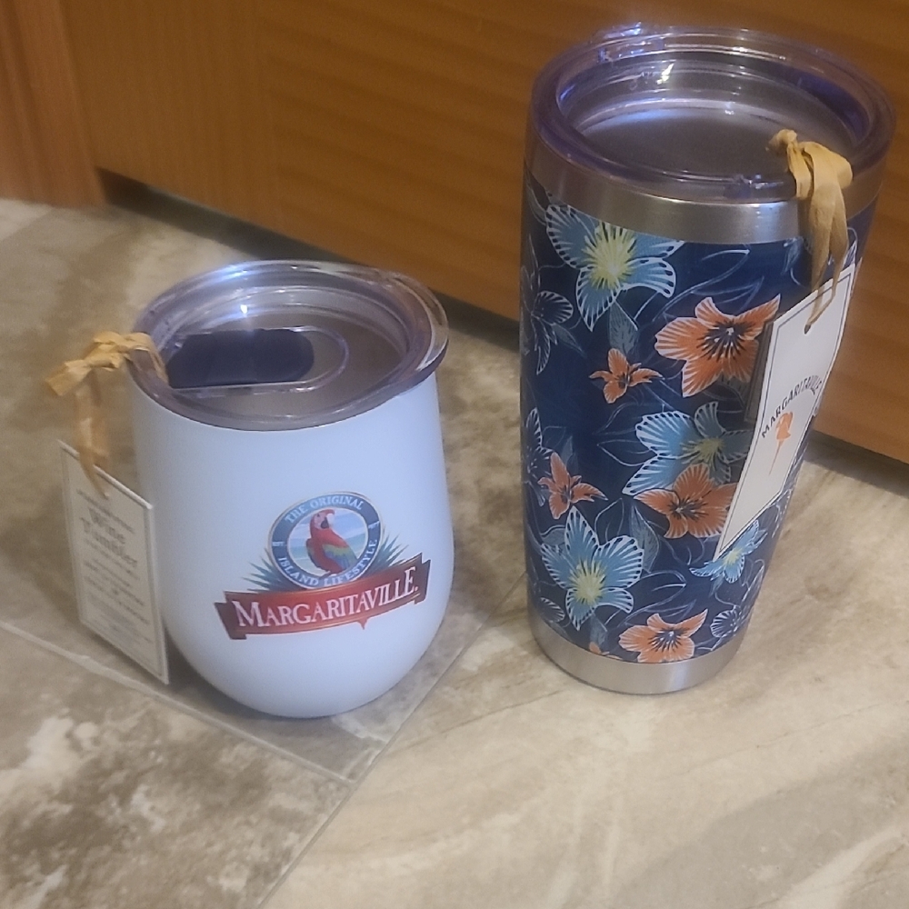 New 2 Cups....Margaritaville Blue Floral and White Wine Tumbler Set